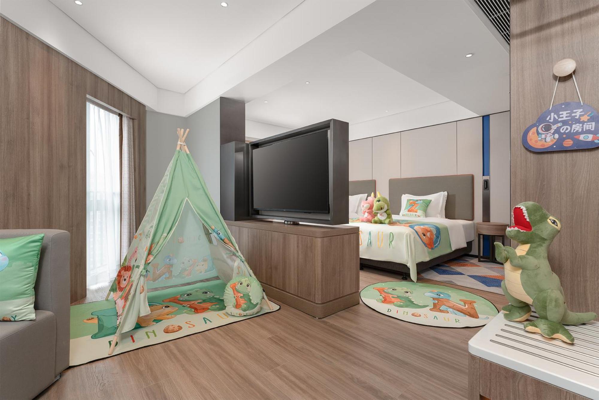 Holiday Inn Express Guangzhou Panyu Dashi By Ihg Exterior photo
