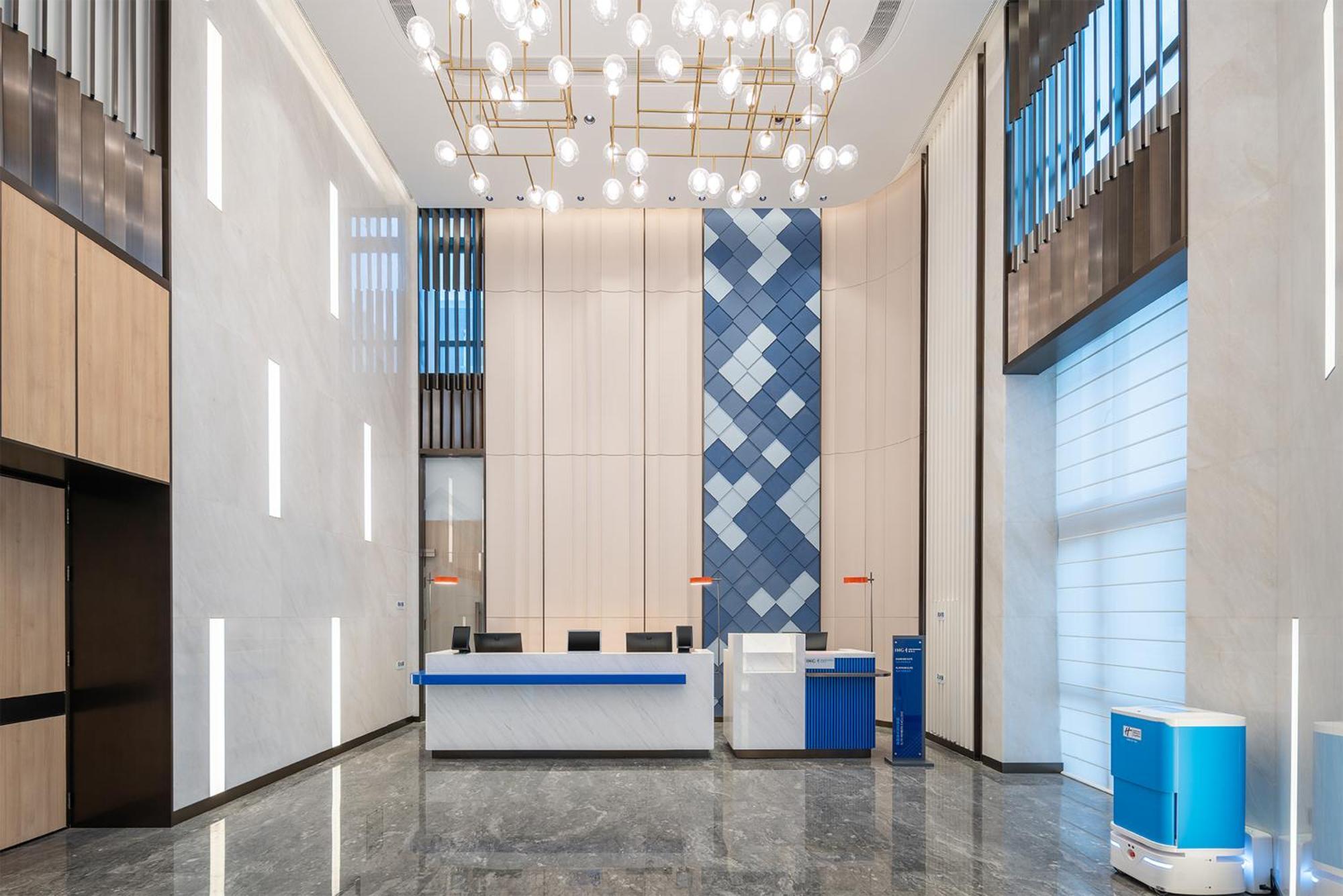 Holiday Inn Express Guangzhou Panyu Dashi By Ihg Exterior photo