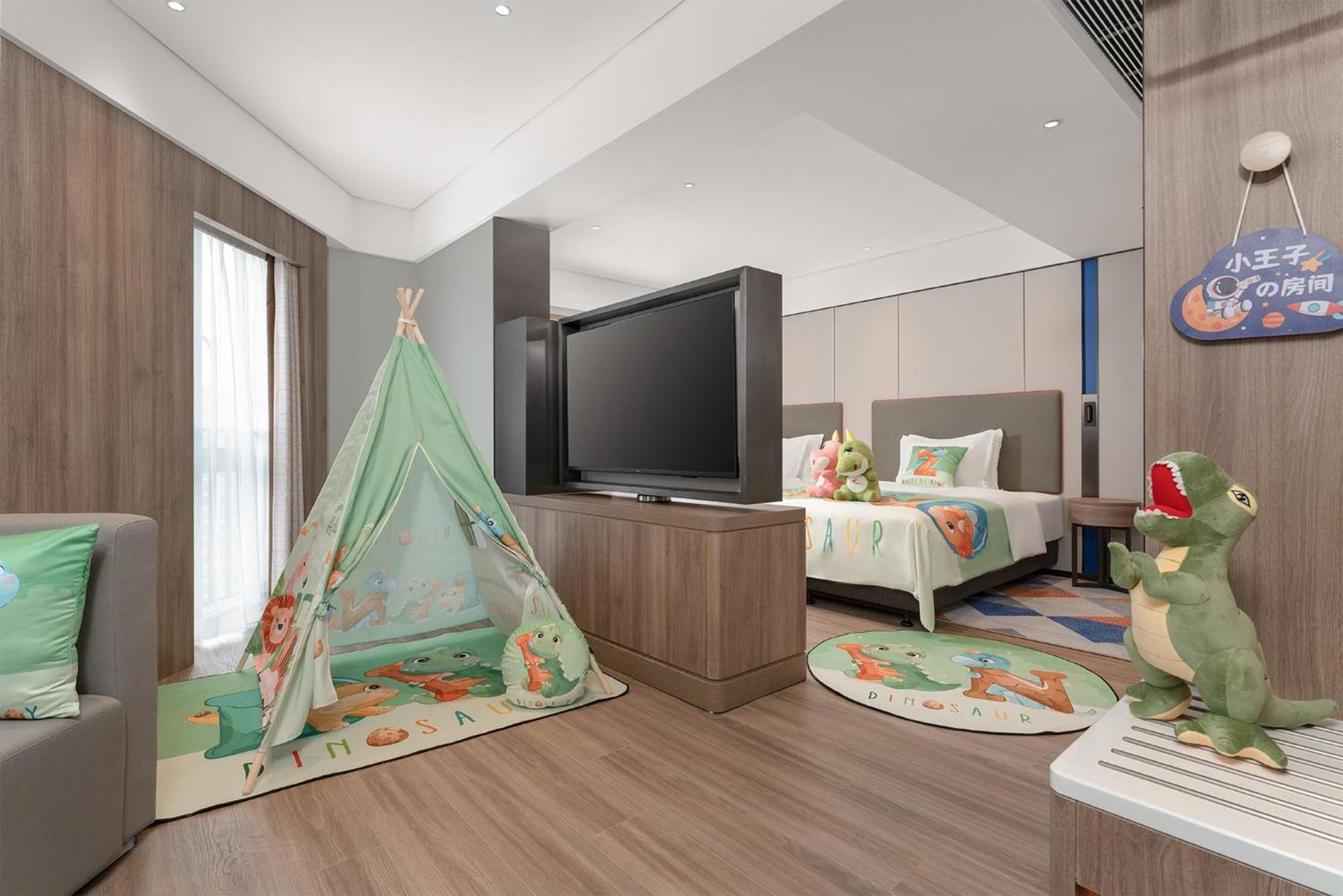 Holiday Inn Express Guangzhou Panyu Dashi By Ihg Exterior photo