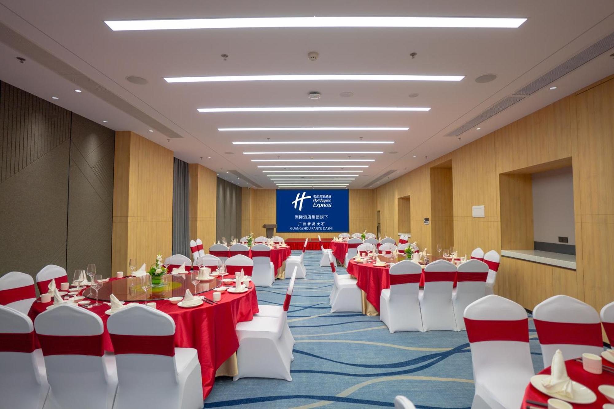 Holiday Inn Express Guangzhou Panyu Dashi By Ihg Exterior photo