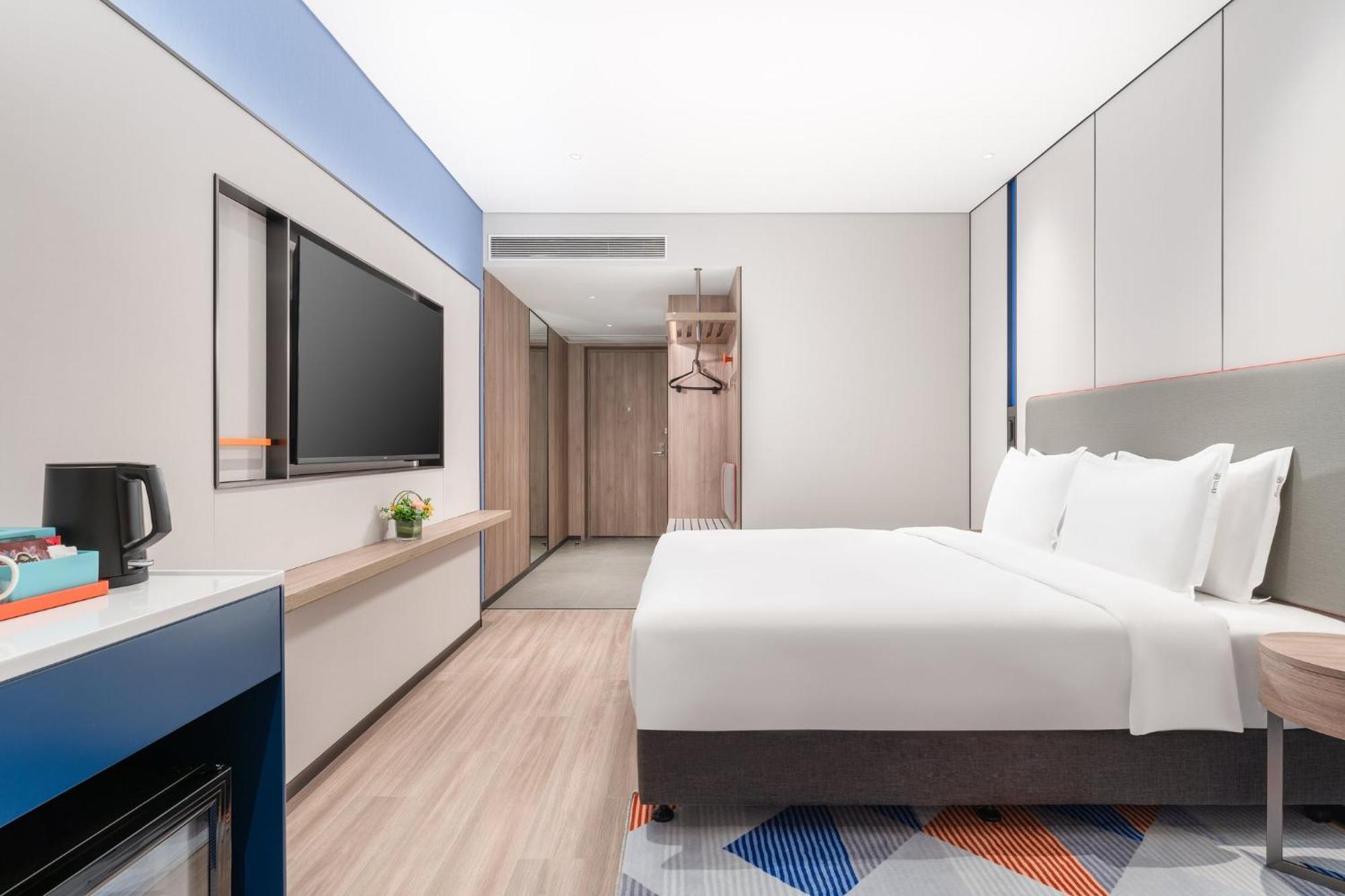 Holiday Inn Express Guangzhou Panyu Dashi By Ihg Exterior photo